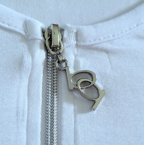 bebe White Top with Zipper Detail - NWT - Picture 9 of 14